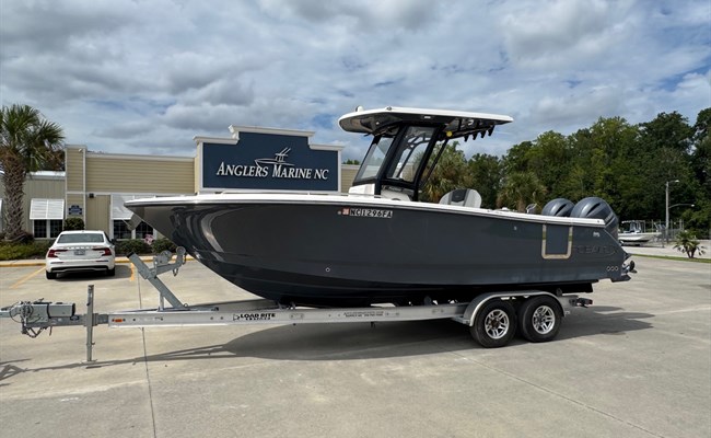 2023 Robalo R250